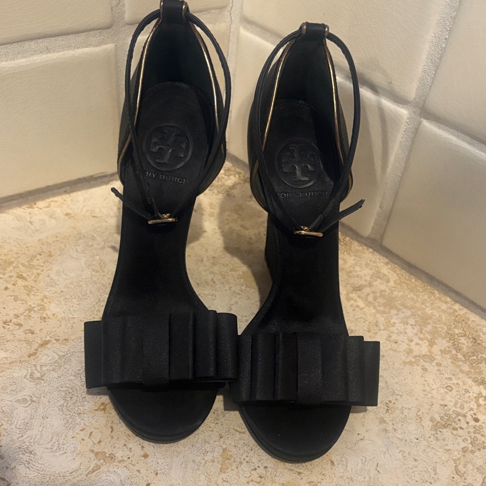 Tory Burch Black Wedge Heeled Sandals with Bow Detail